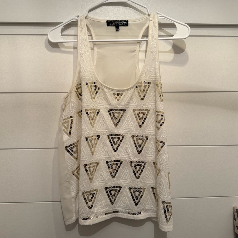 Almost Famous White Graphic Tank Top Relaxed Fit, Women’s L